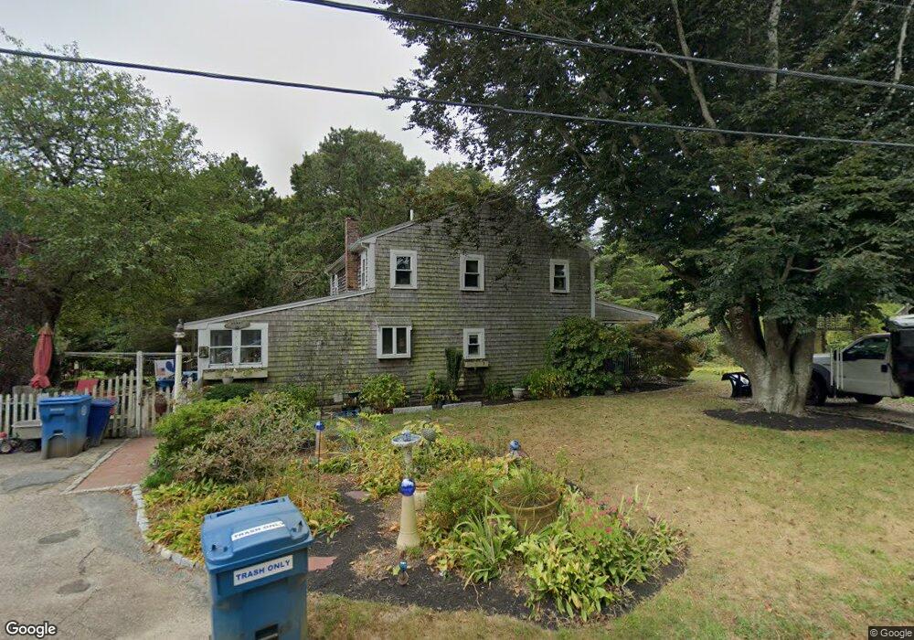 11 Pitch Pine Ln, East Falmouth, MA 02536 - photo 1