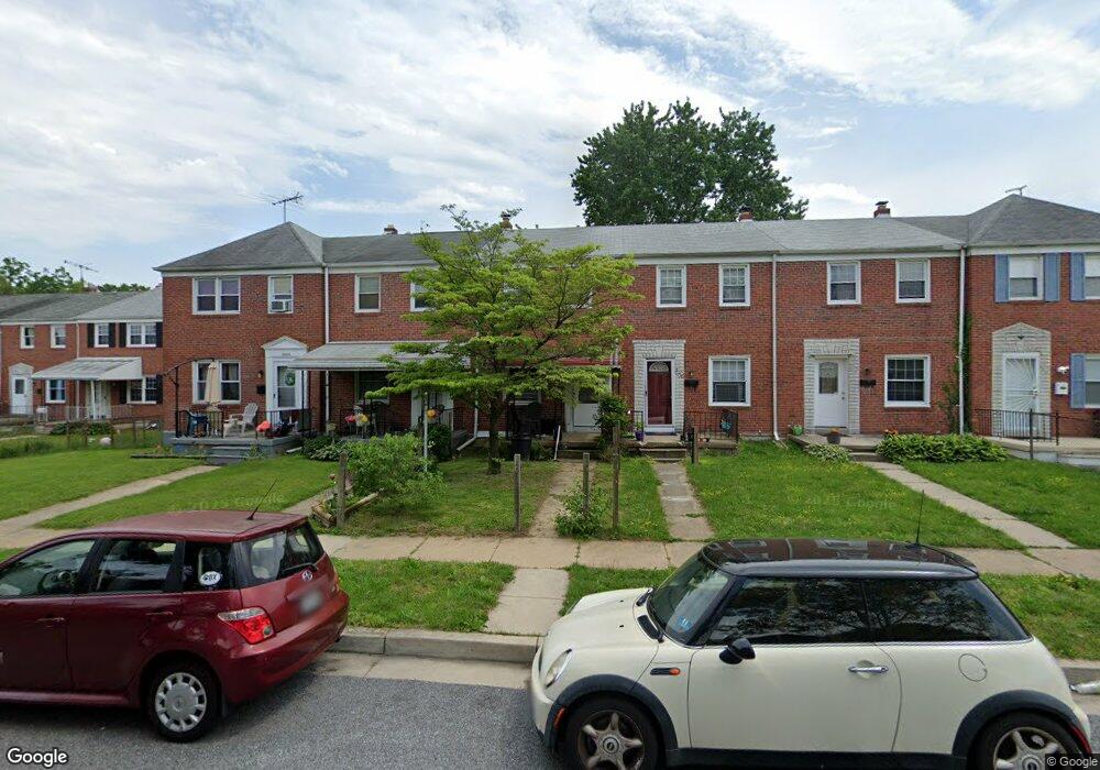 2218 Hawthorne Rd, Middle River, MD 21220 - photo 1