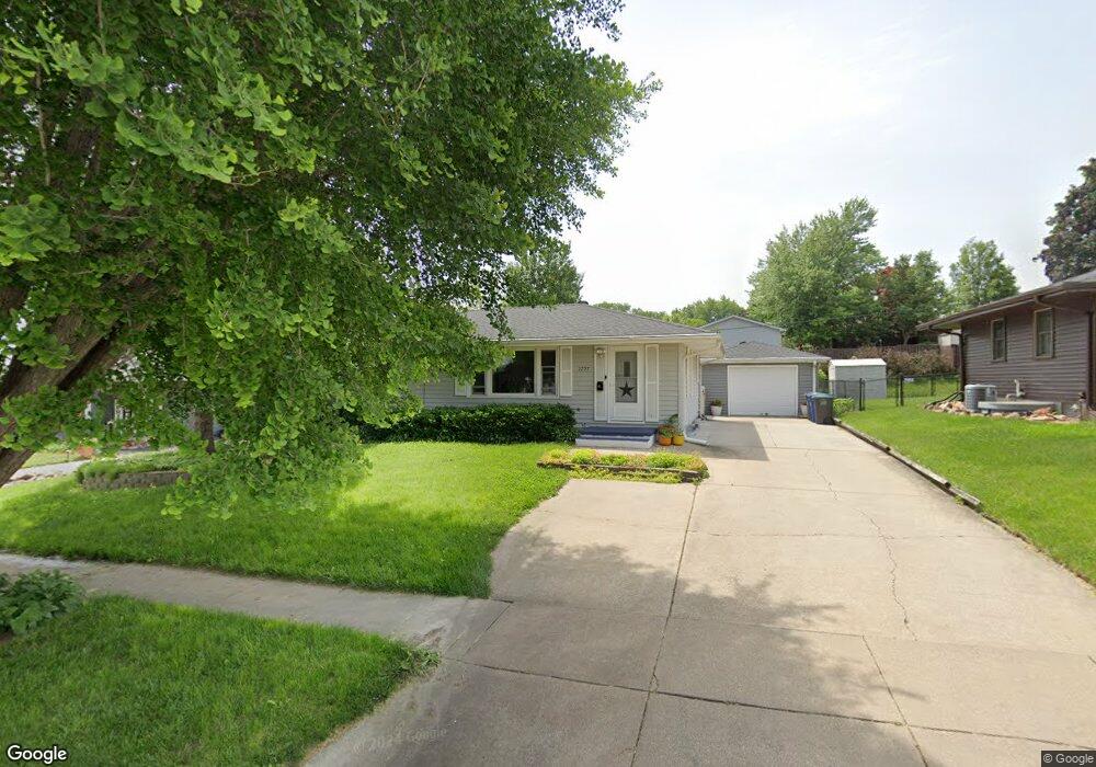 2723 E Tiffin Ave, Des Moines, IA 50317 - photo 1