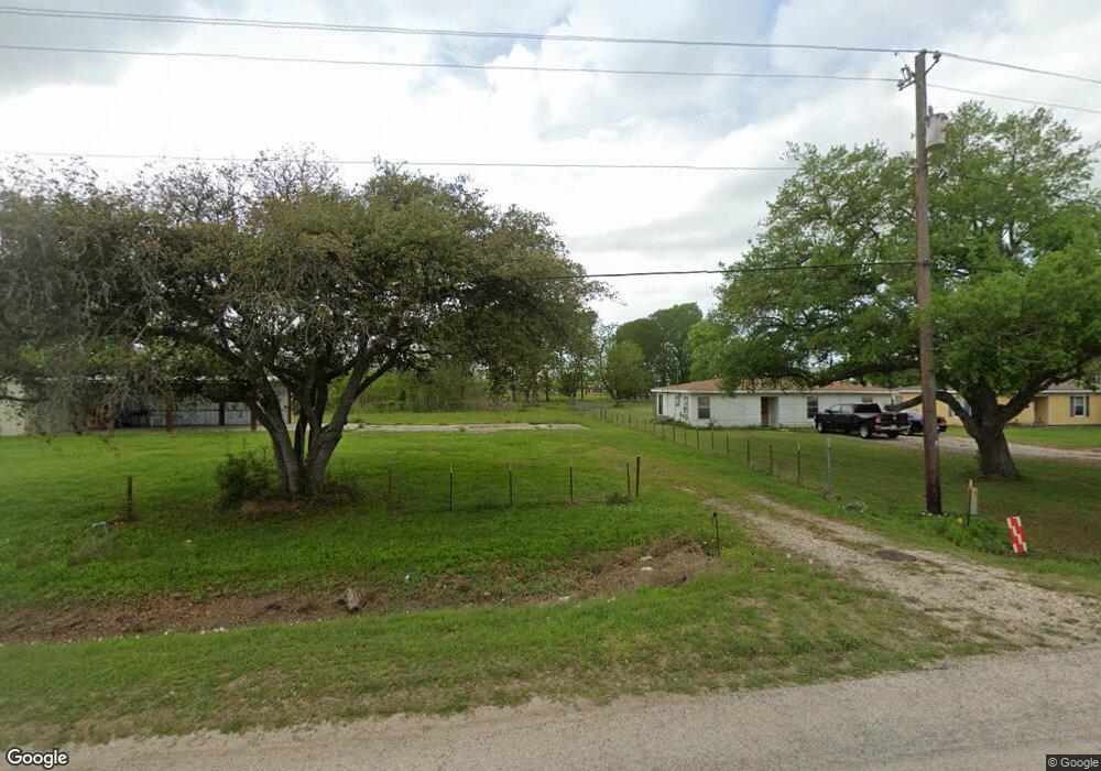 514 Avenue F N, Bay City, TX 77414 - photo 1