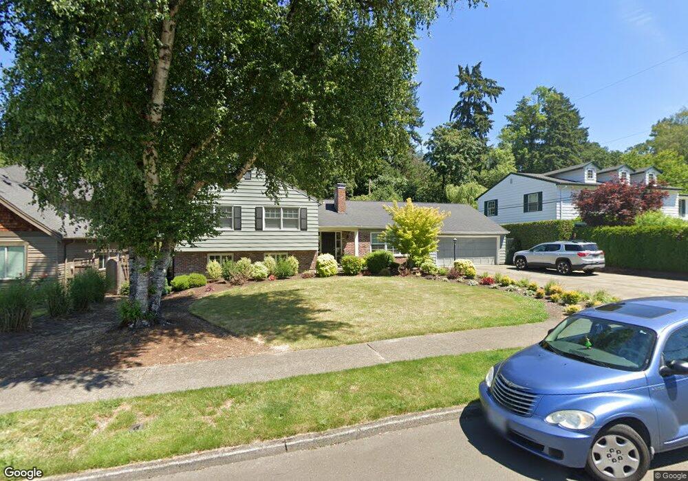 1265 Hallinan Strelist, Lakeoswego, OR 97034 - photo 1