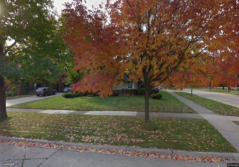 322 E Parkview Ave, Elmhurst, IL 60126 - photo 1