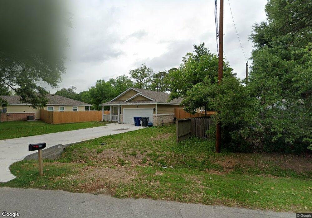 422 Carrell St, Tomball, TX 77375 - photo 1