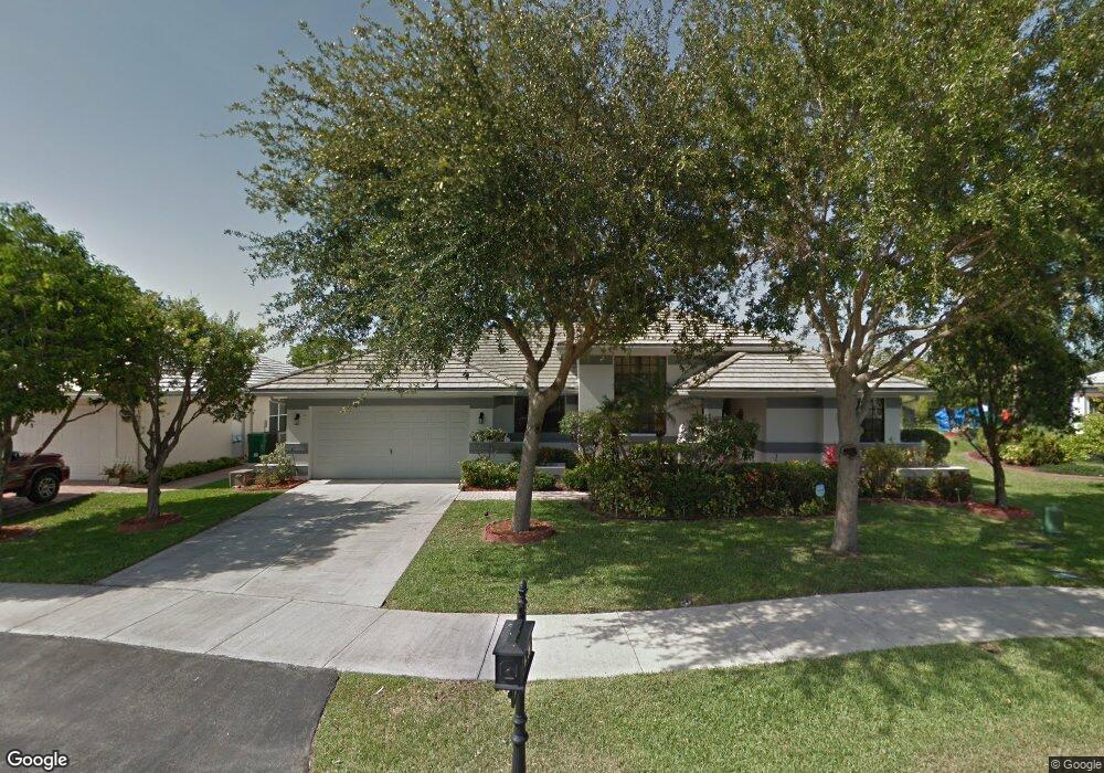 9561 N Orchard Cir, Davie, FL 33328 - photo 1