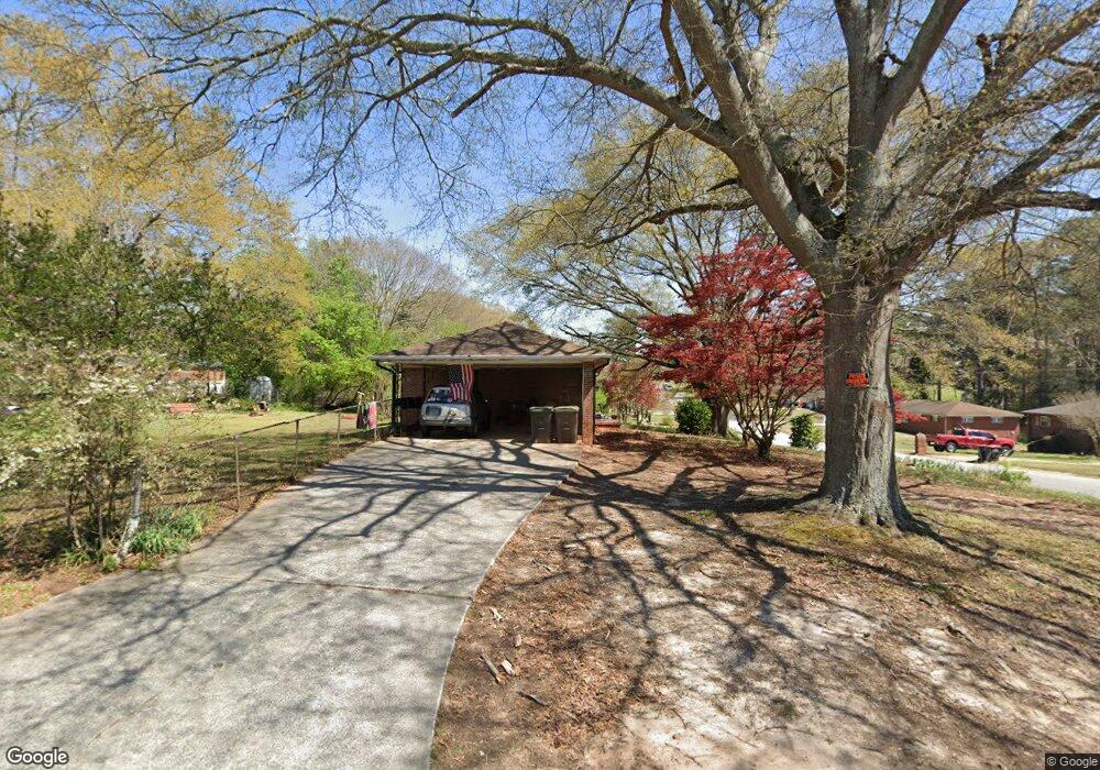 819 Walnut Cir SW, Marietta, GA 30060 - photo 1