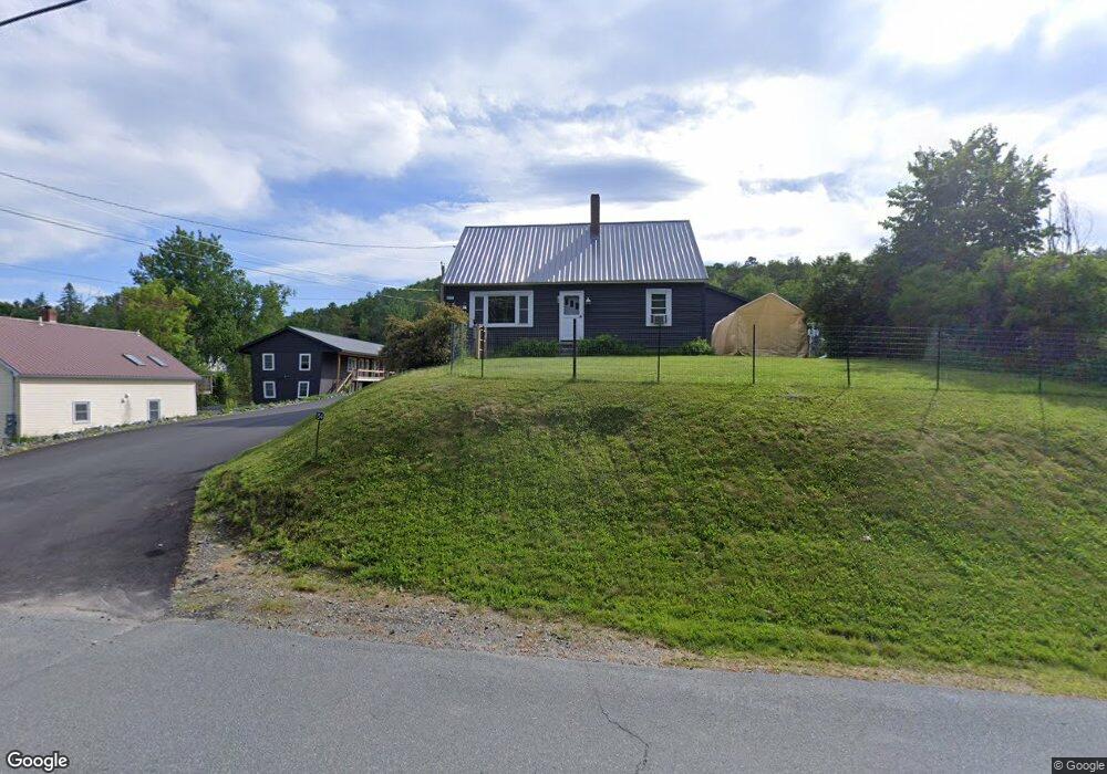 154 Bronson St, Littleton, NH 03561 - photo 1