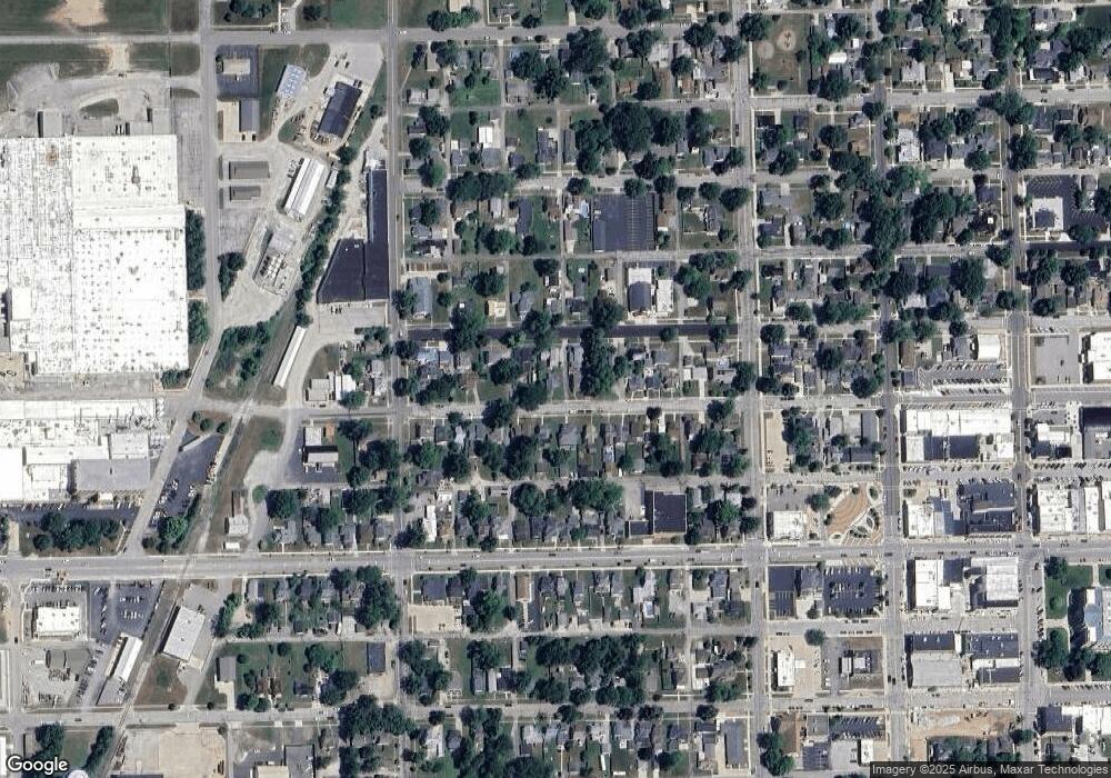 334 W 5th St, Auburn, IN 46706 - photo 1