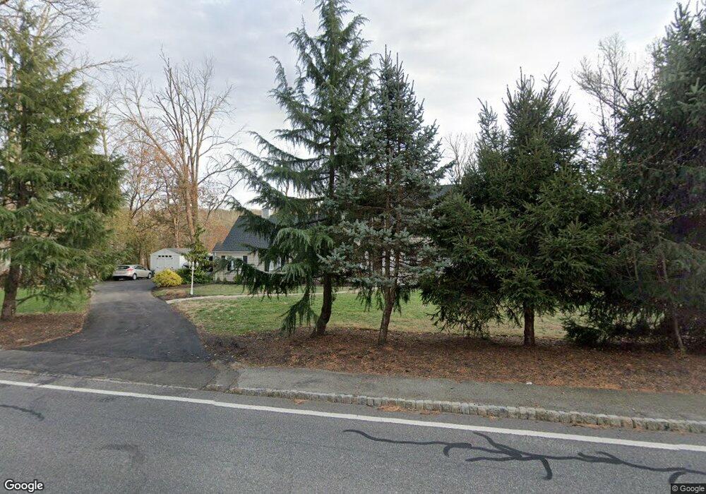 220 Valley Rd, Watchung, NJ 07069 - photo 1