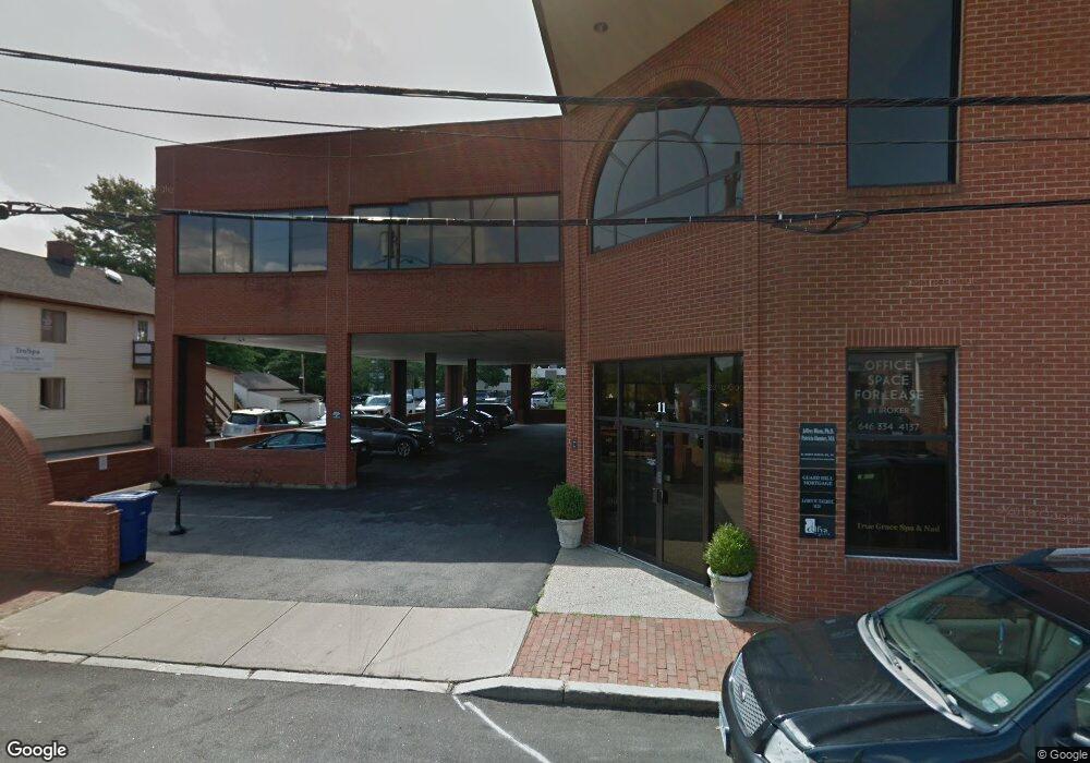 11 Burtis Ave, New Canaan, CT 06840 - photo 1