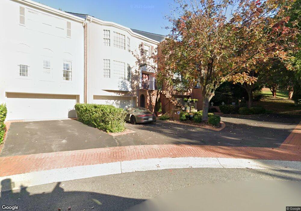 8315 Turnberry Ct, Potomac, MD 20854 - photo 1