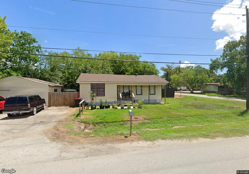 933 Nadolney St, Houston, TX 77015 - photo 1