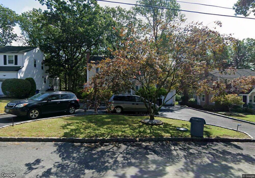 44 Wellington Rd, Livingston, NJ 07039 - photo 1