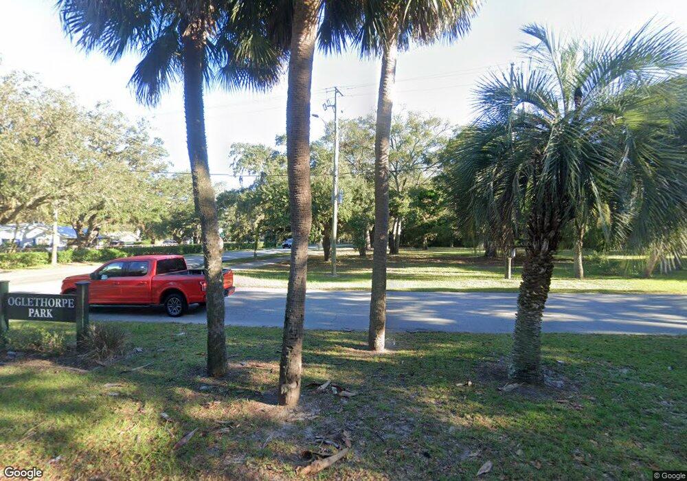 35 Mcintosh Ave, St. Simons Island, GA 31522 - photo 1