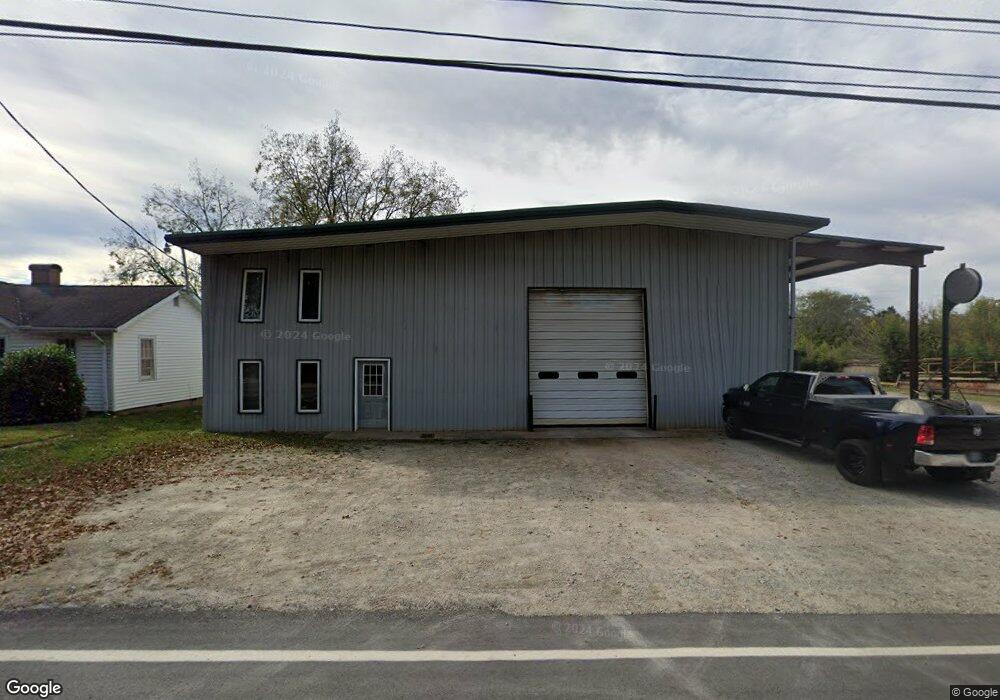 311 W Railroad St, Elberton, GA 30635 - photo 1