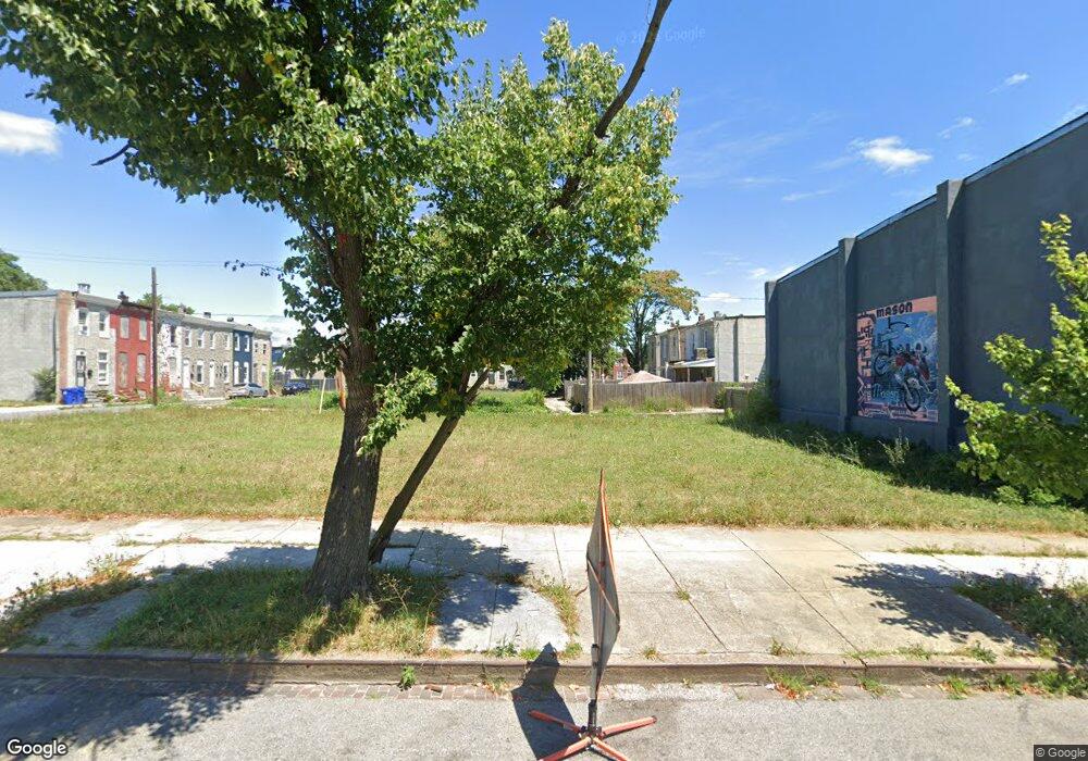 2318 E Oliver St, Baltimore, MD 21213 - photo 1