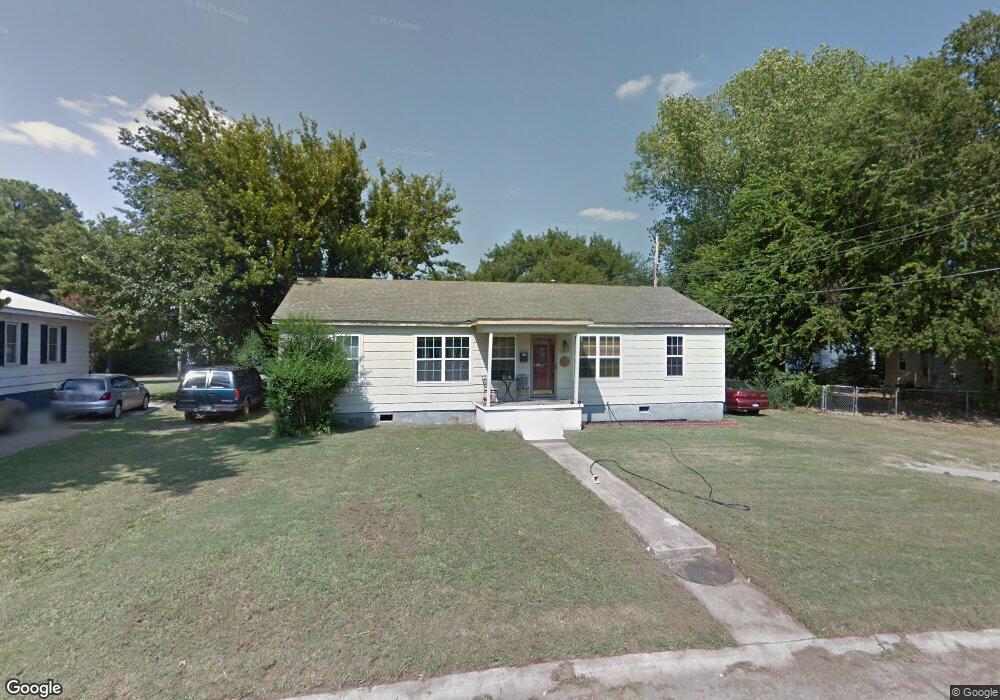 407 Pine St, Ardmore, OK 73401 - photo 1