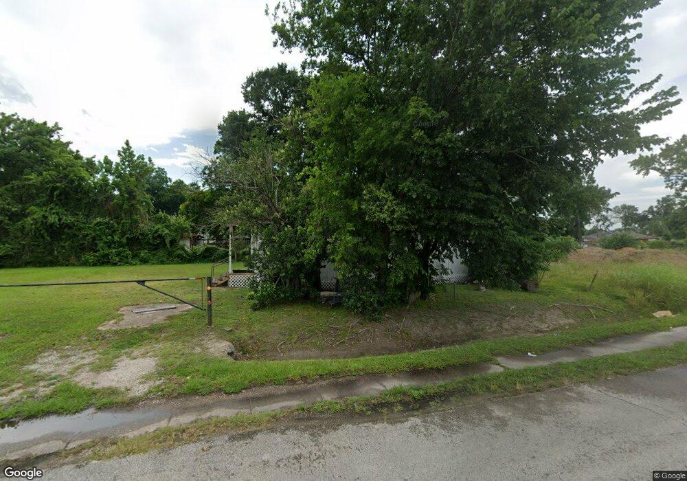 7809 Banjo St, Houston, TX 77088 - photo 1