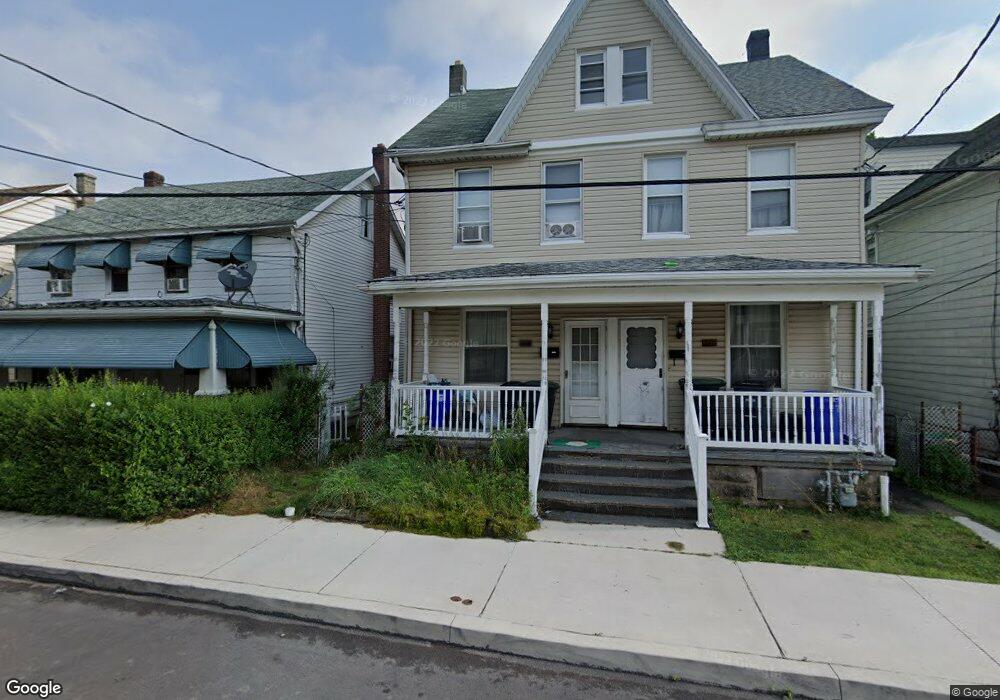 325 E Beech St, Hazleton, PA 18201 - photo 1