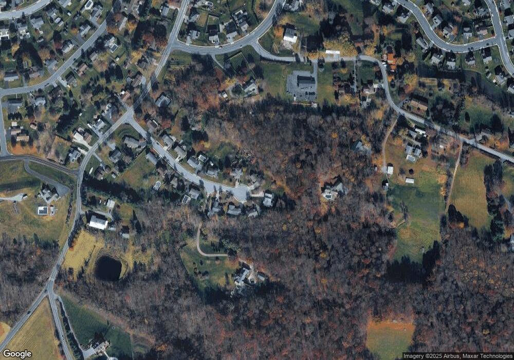 24 Essex Dr, Palmyra, PA 17078 - photo 1