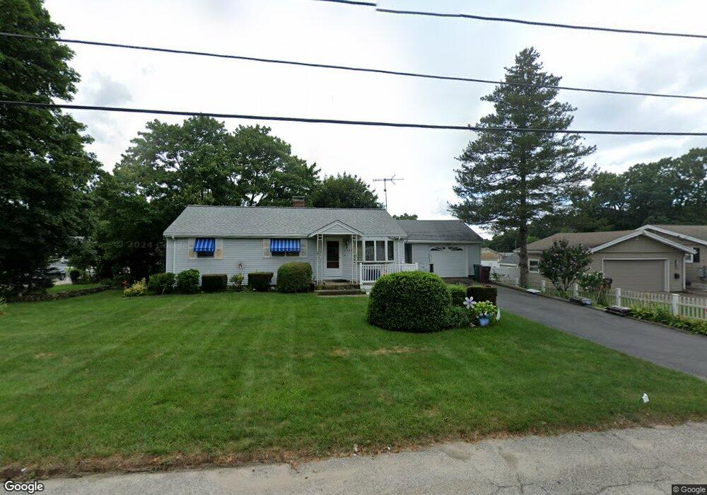 178 Dawn Blvd, Woonsocket, RI 02895 - photo 1