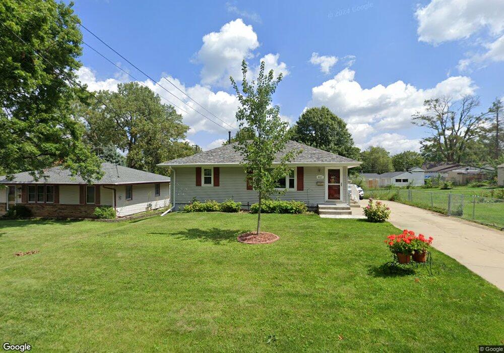 4037 52nd St, Des Moines, IA 50310 - photo 1