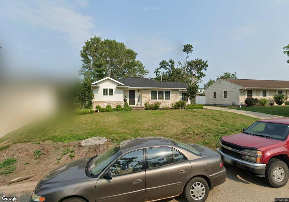 2125 Mallory St SW, Cedar Rapids, IA 52404 - photo 1