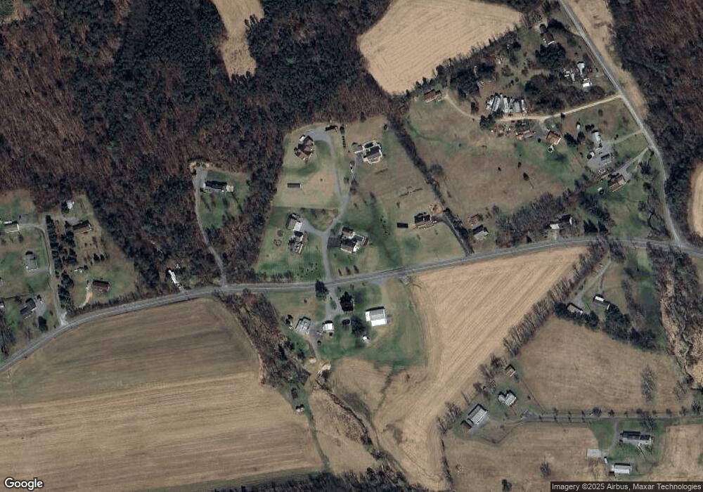 24 Leslie Ln, New Columbia, PA 17856 - photo 1