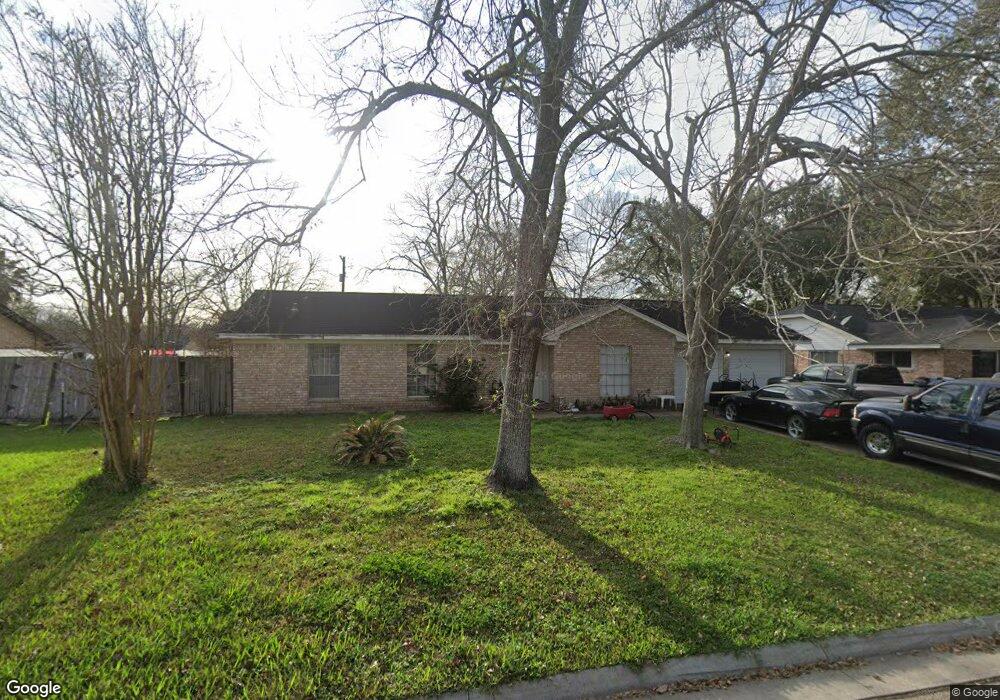 3722 Chadwick Dr, Alvin, TX 77511 - photo 1