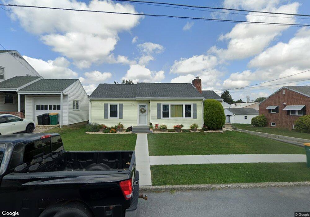 212 Harrison Ave, Waynesboro, PA 17268 - photo 1