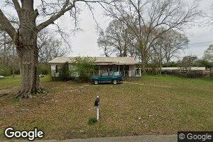202 Walden St, Highland Home, AL 36041