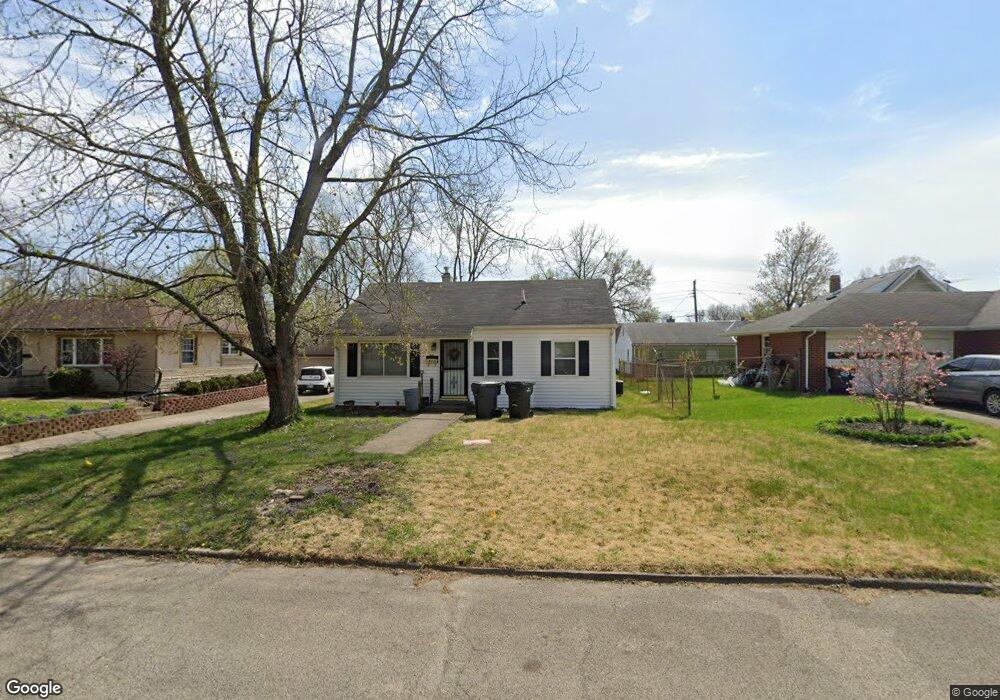 211 E Vinyard St, Anderson, IN 46012 - photo 1