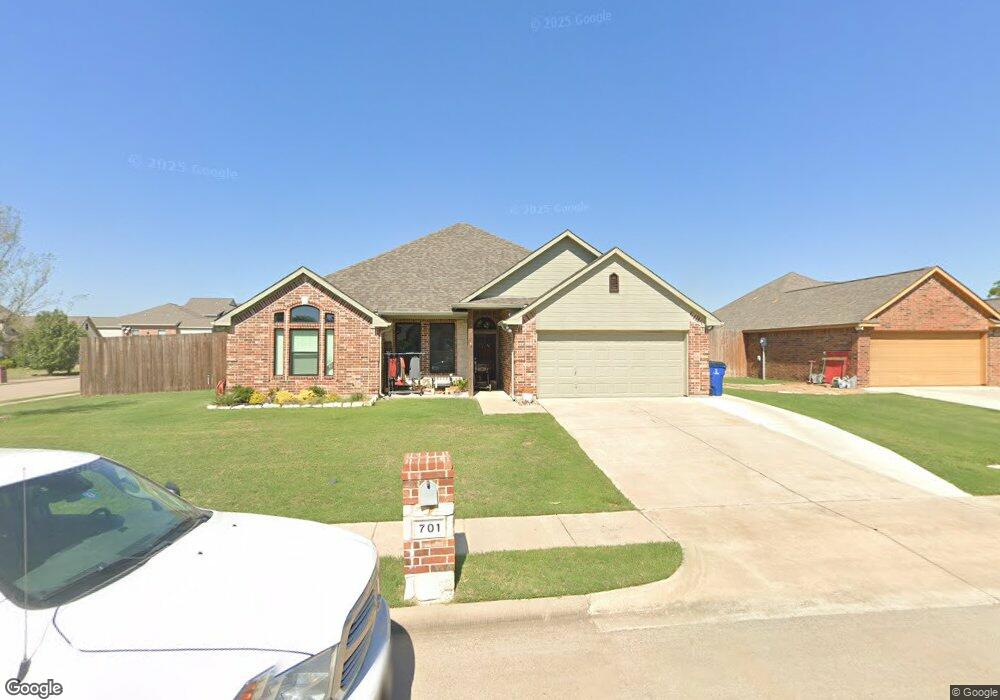 701 Dickerson Cir, Celina, TX 75009 - photo 1