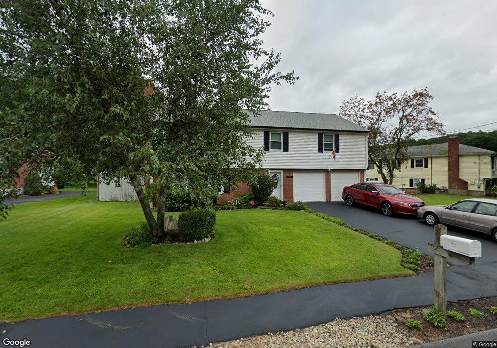 6 Canterbury Rd, Woburn, MA 01801 - photo 1