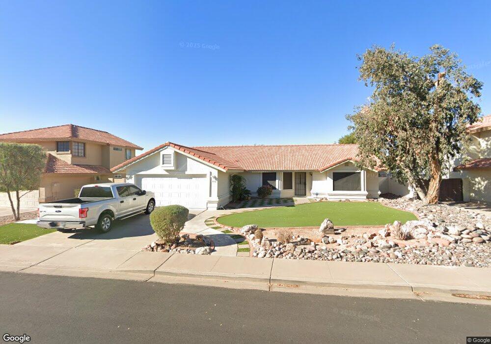 832 N Alvaro Cir, Mesa, AZ 85205 - photo 1