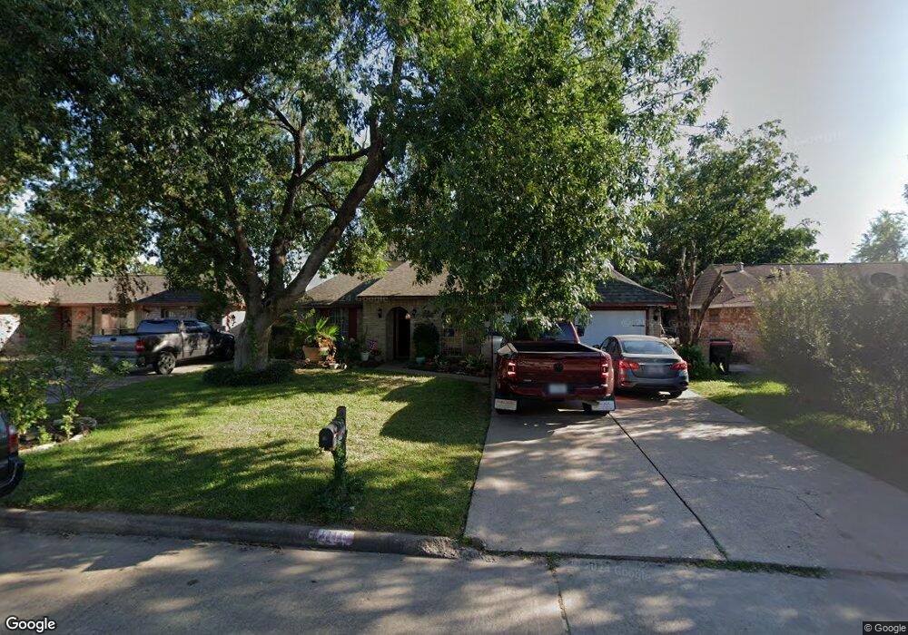 1111 Fruitvale Dr, Houston, TX 77038 - photo 1