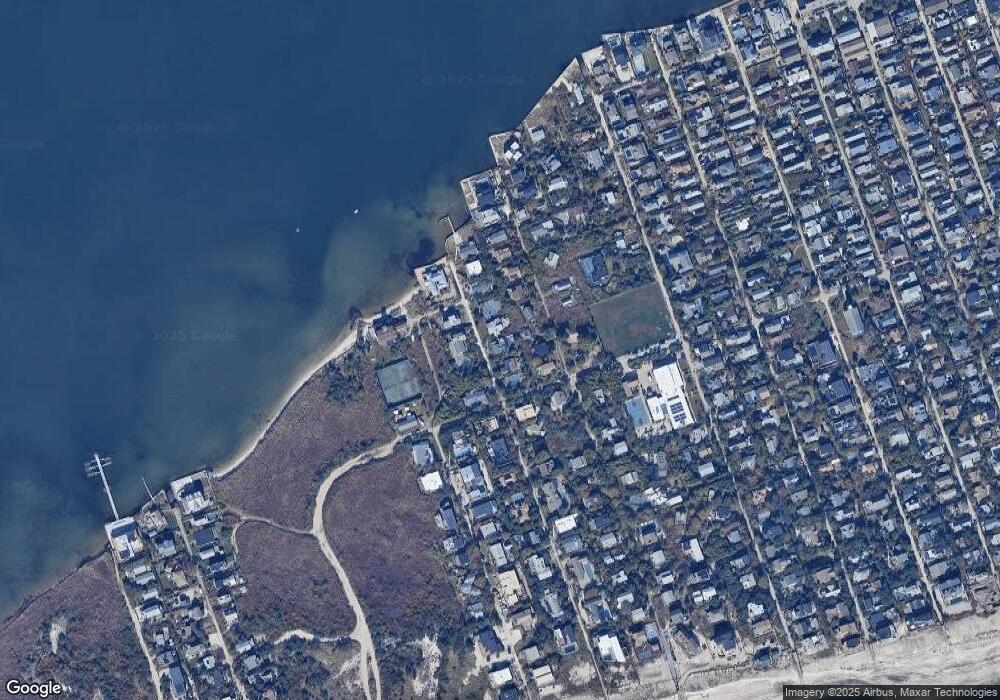 14 Sloop Walk, Bay Shore, NY 11706 - photo 1