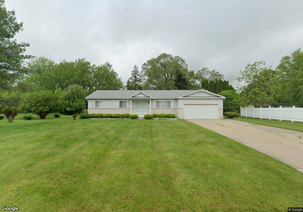 5111 Killian Ct, Flint, MI 48504 - photo 1