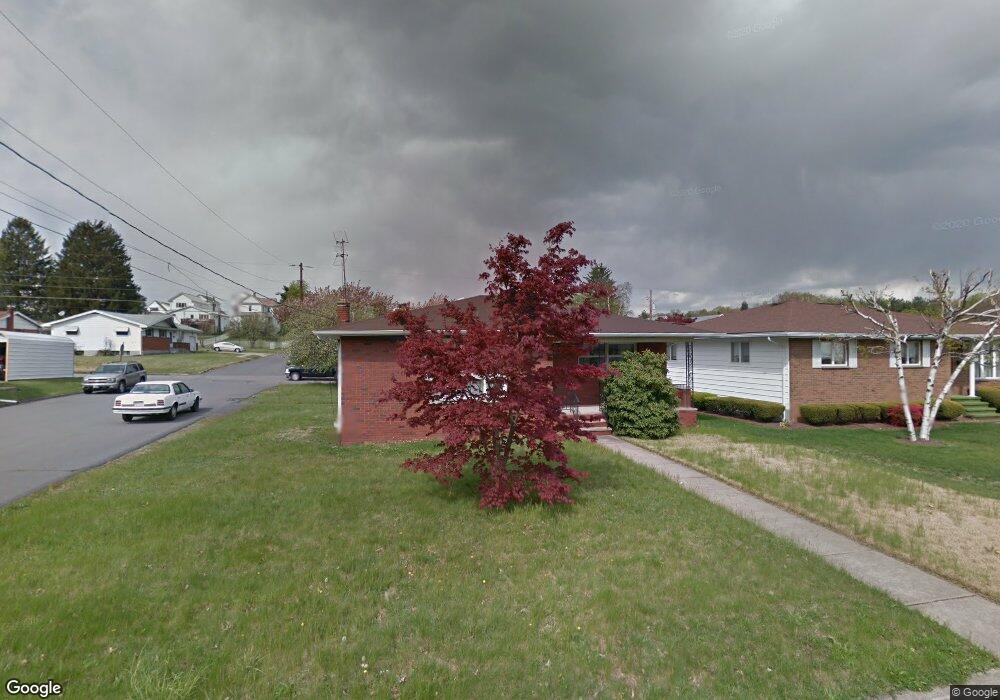 301 Elm St, Dupont, PA 18641 - photo 1