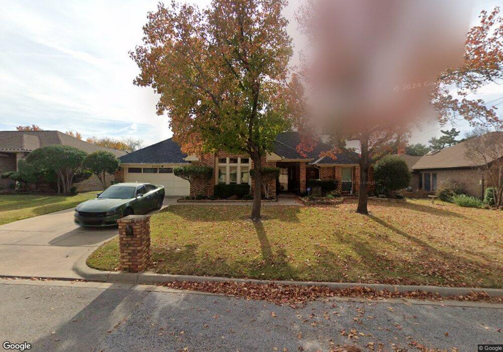 8540 Smith Dr, North Richland Hills, TX 76182 - photo 1