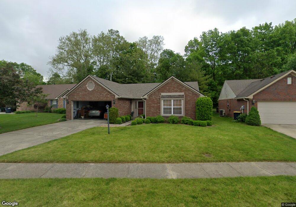 501 Danver Ln, Beech Grove, IN 46107 - photo 1
