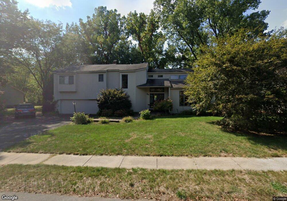 85 Fox Chase Ln, West Hartford, CT 06117 - photo 1