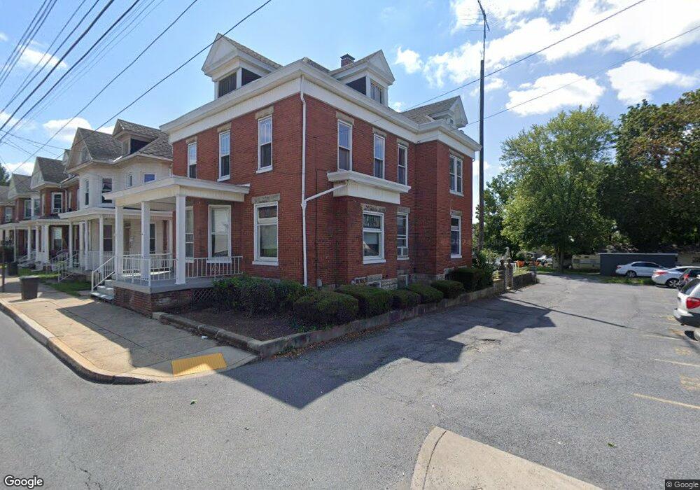 16 E North St, Waynesboro, PA 17268 - photo 1