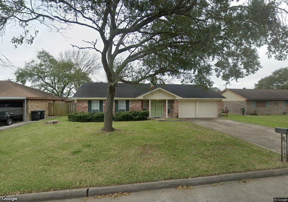 1812 Parkcrest St, Alvin, TX 77511 - photo 1