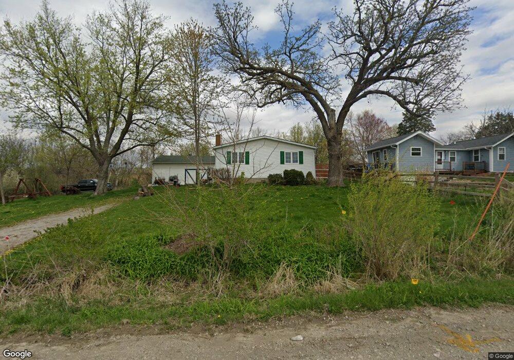 518 N 11th Ave E, Newton, IA 50208 - photo 1