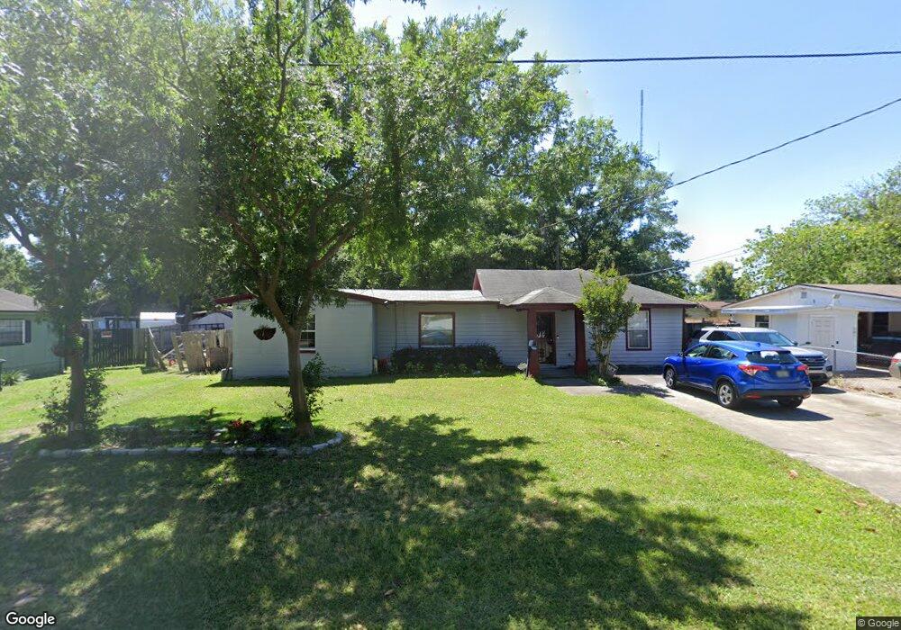 3926 Eve Dr W, Jacksonville, FL 32246 - photo 1