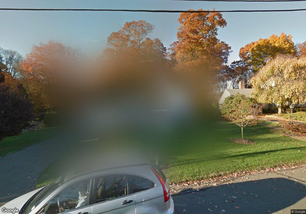 84 University Dr, Fairfield, CT 06824 - photo 1