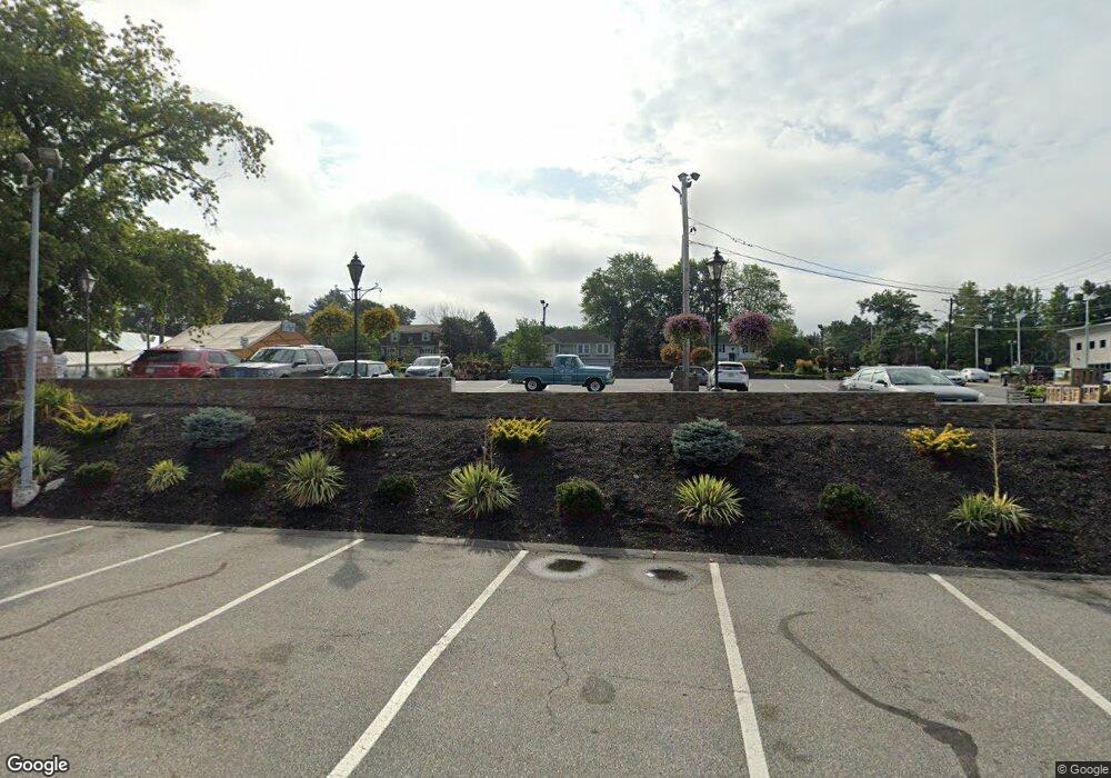 198 Cambridge Rd, Woburn, MA 01801 - photo 1