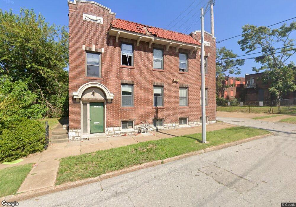 4419 Rosalie St, Saint Louis, MO 63115 - photo 1