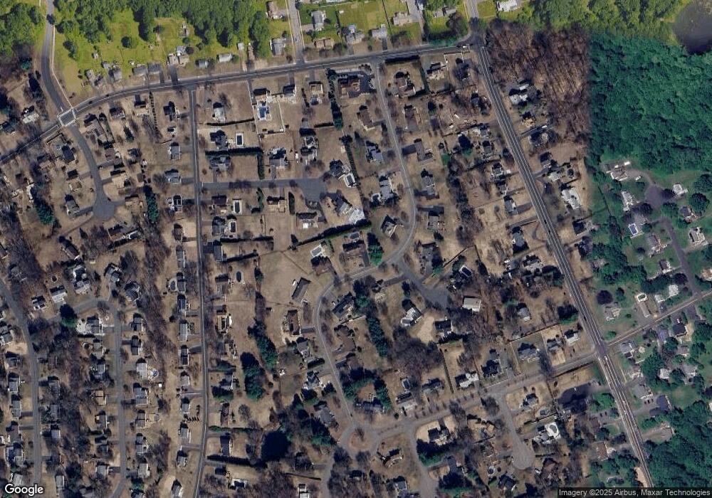 11 Crest Dr, Cromwell, CT 06416 - photo 1