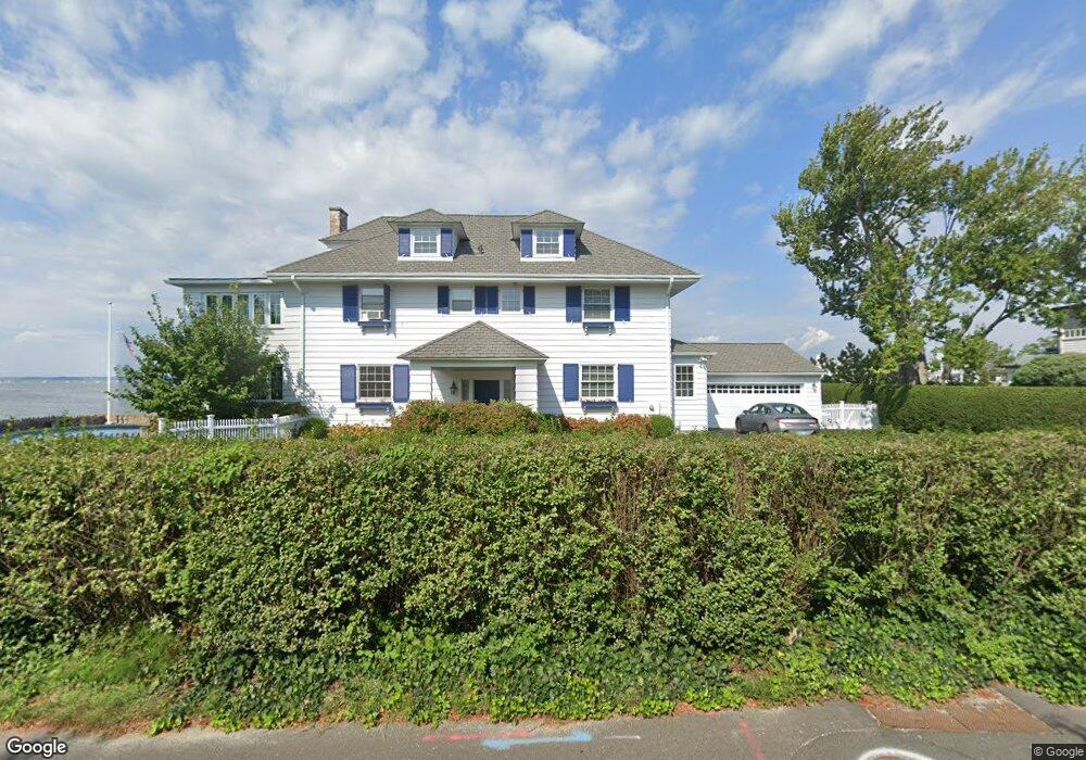 9 Tods Driftway, Old Greenwich, CT 06870 - photo 1